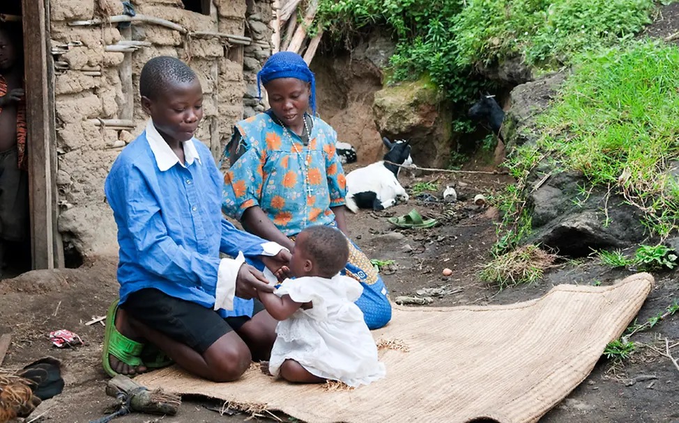Kinder der Welt: Charles aus Uganda – Ein starker Junge | © UNICEF/UNI96077/Znidarcic Kinder der Welt: Charles aus Uganda – Ein starker Junge